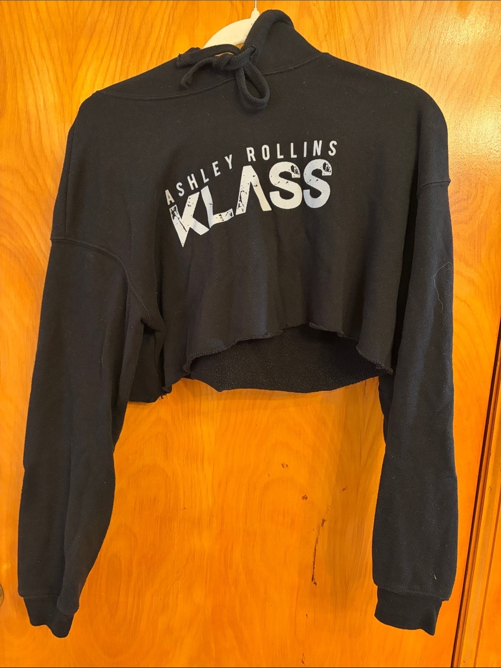 Amazon Black Ashley Rollins Klass Cropped Hoodie